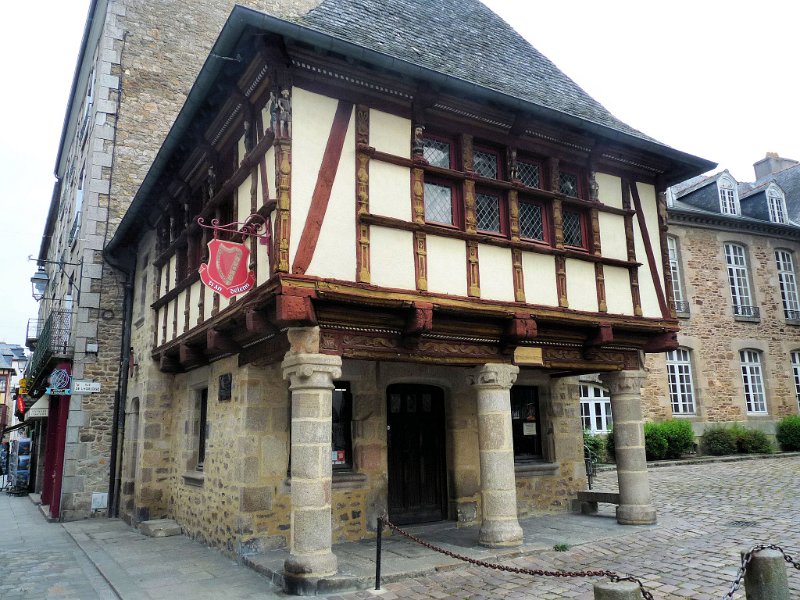 (8) Dinan.JPG